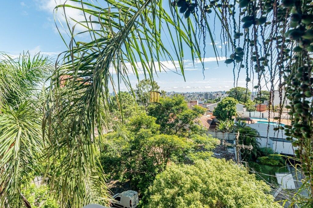 Apartamento 3 dormitórios no bairro Menino Deus