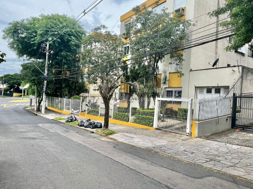 Apartamento 2 dormitórios no bairro Passo da Areia