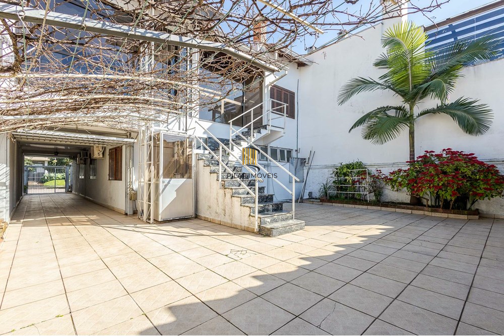 Casa 6 dormitórios no bairro Higienópolis