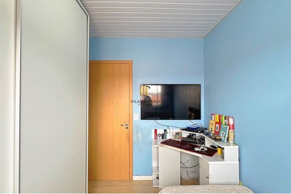 Casa 3 dormitórios no bairro Hípica