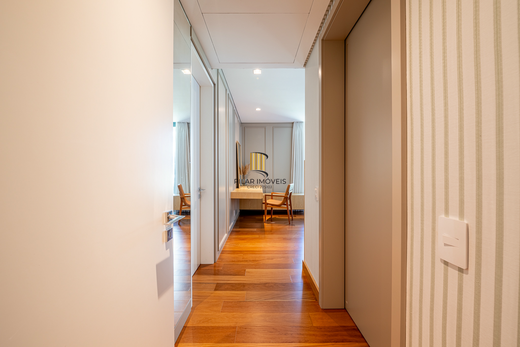 Apartamento 3 dormitórios no bairro Petrópolis