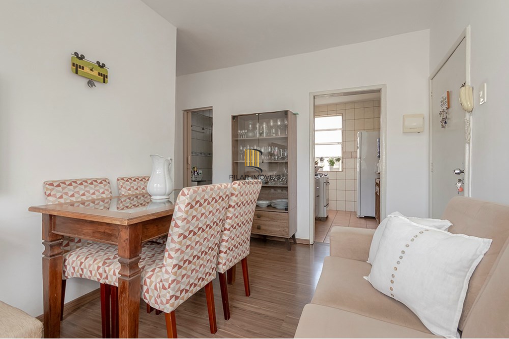 Apartamento 2 dormitórios no bairro Passo da Areia