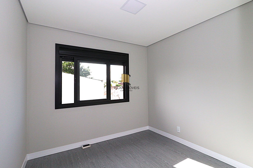 Casa de Condomínio 3 dormitórios no bairro São Sebastião