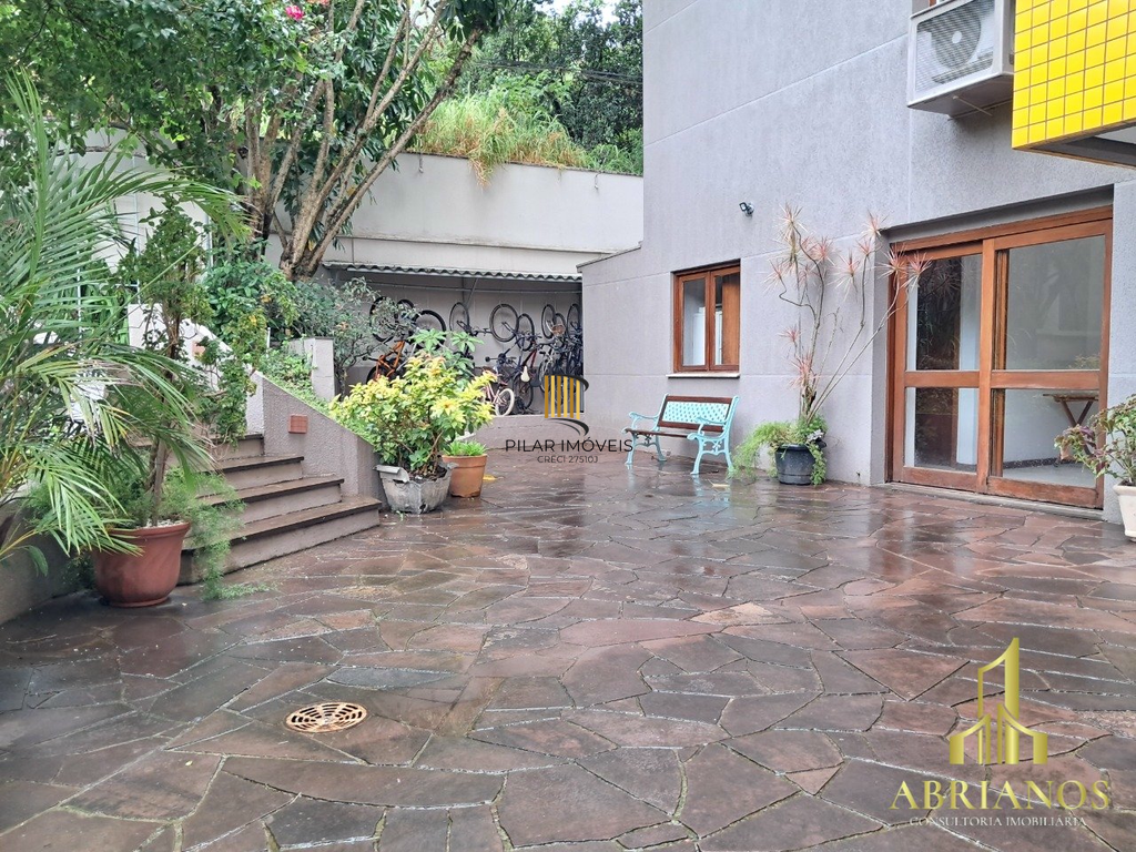 Cobertura 3 dormitórios no bairro Menino Deus