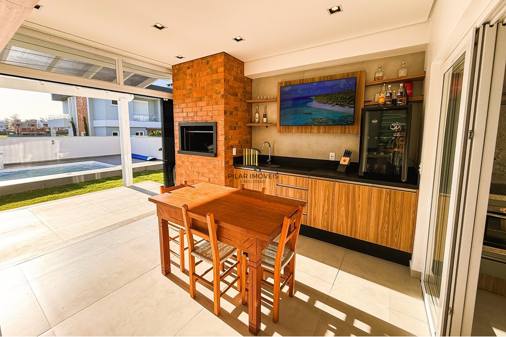 Casa de Condomínio 3 dormitórios no bairro Sanga Funda