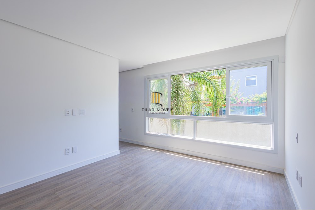 Casa de Condomínio 3 dormitórios no bairro Krahe