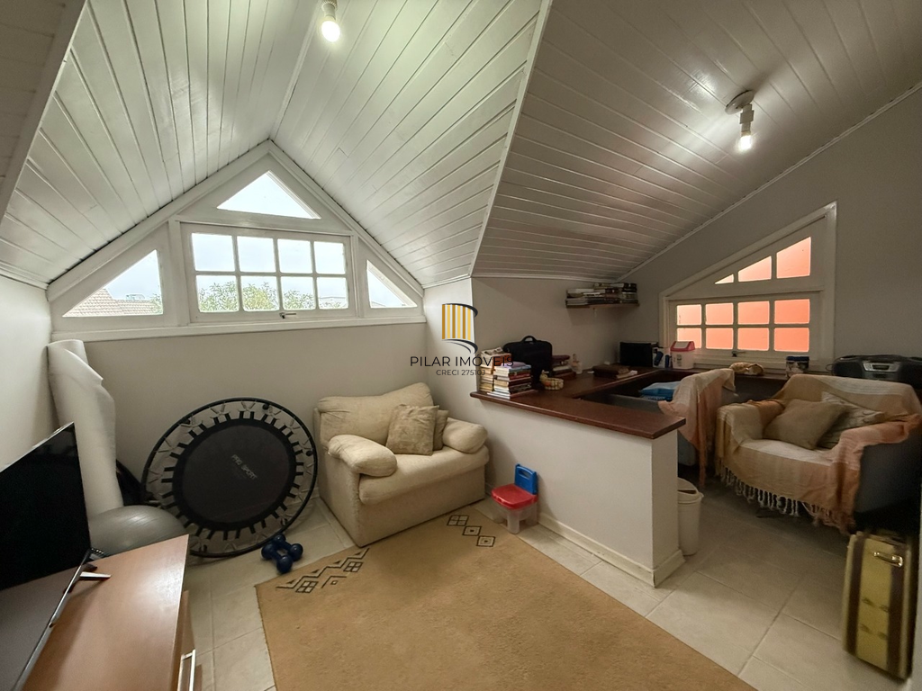 Casa de Condomínio 3 dormitórios no bairro Sarandi