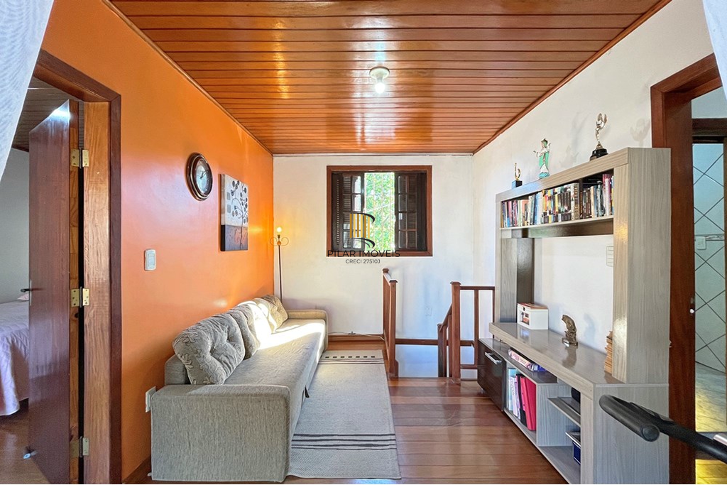 Casa 4 dormitórios no bairro Cristal