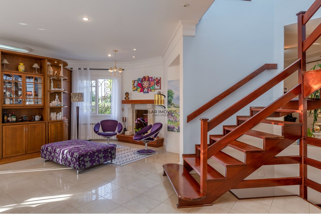 Casa 4 dormitórios no bairro Ipanema