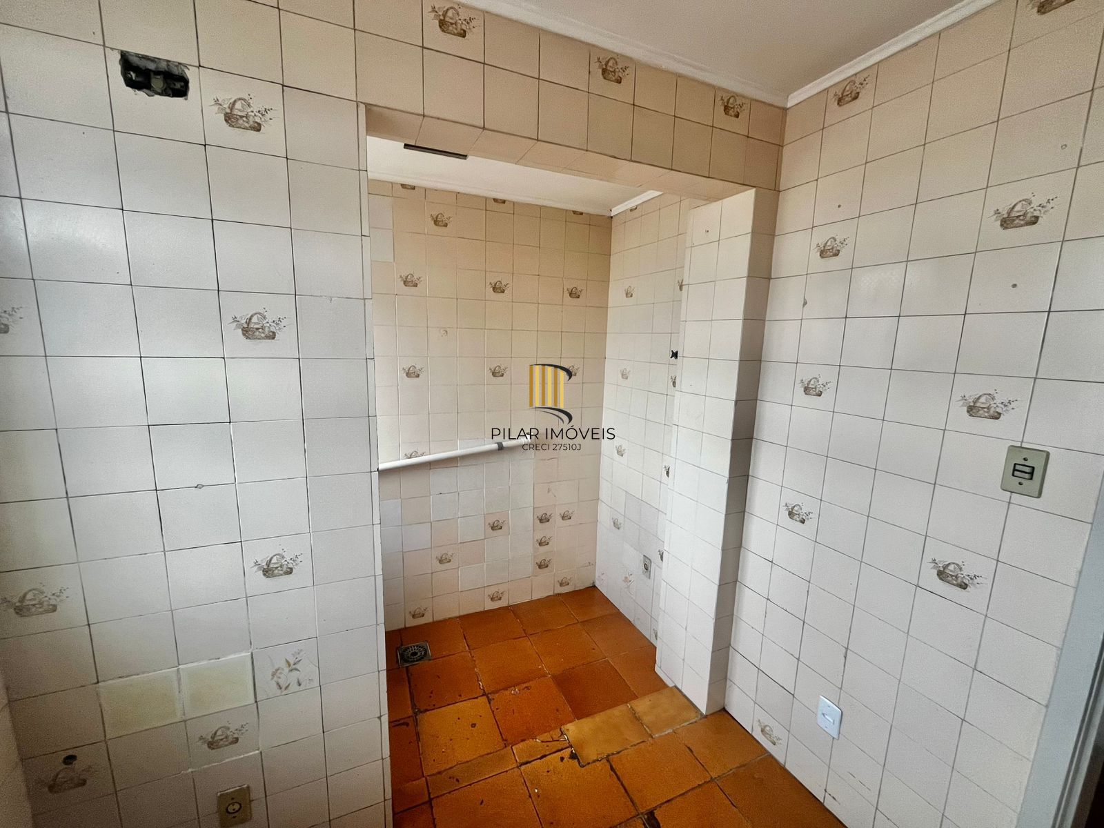 Apto de 01 dorm, 5º andar, elevador, vista, bairro Passo da Areia com 40,24 m²