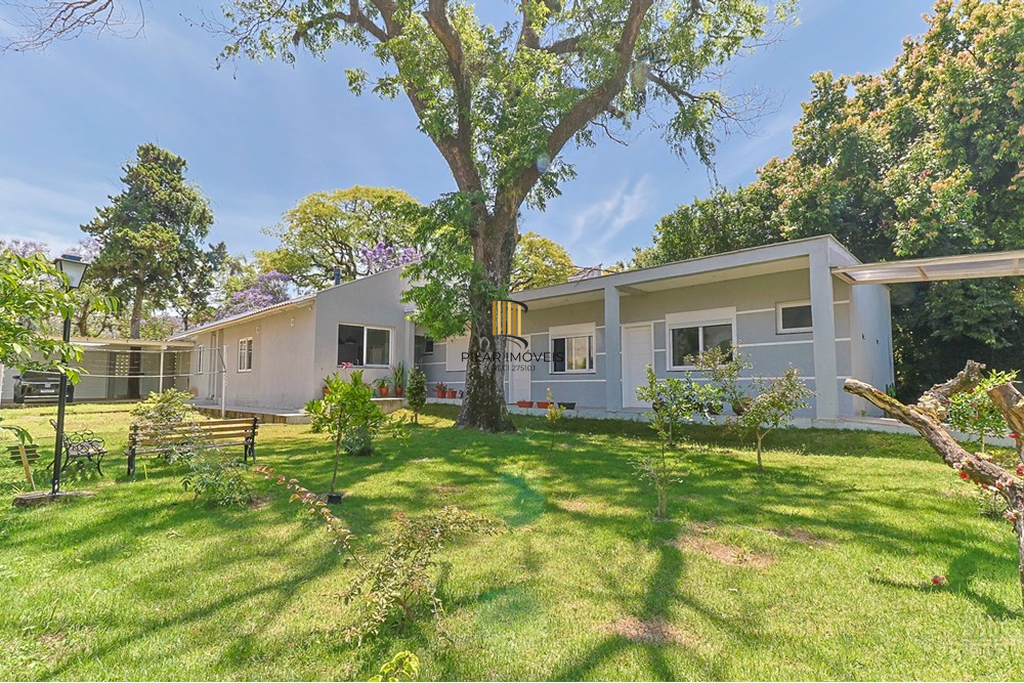 Casa 3 dormitórios no bairro Ipanema