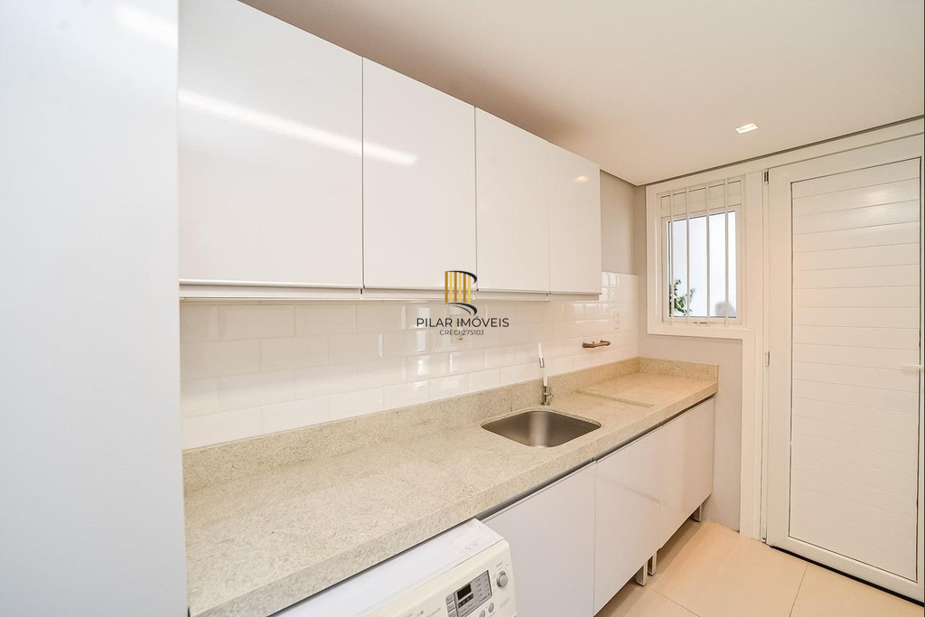 Casa 3 dormitórios no bairro São Sebastião