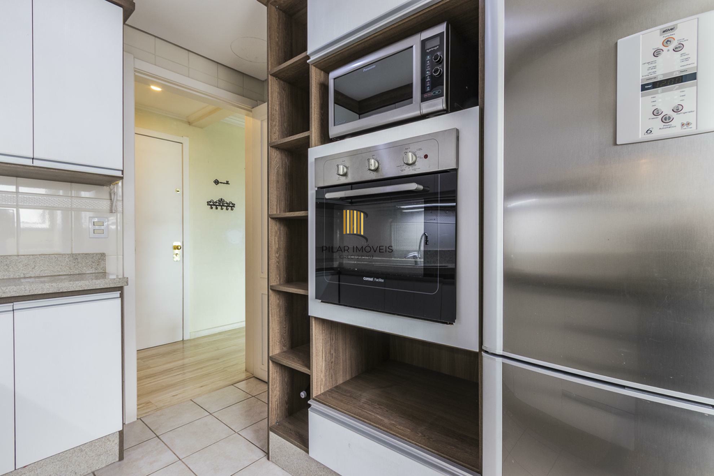 Apartamento 3 dormitórios no bairro Menino Deus