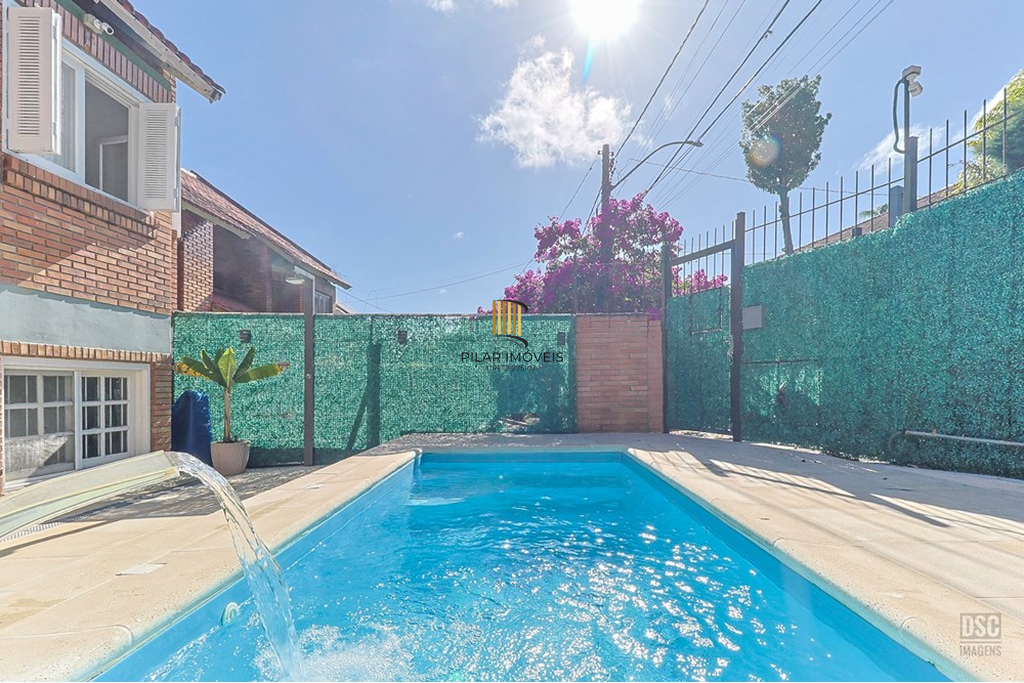 Casa de Condomínio 3 dormitórios no bairro Vila Conceição