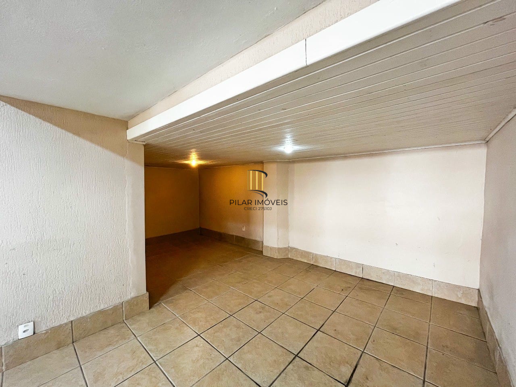 Casa 4 dormitórios no bairro Chácara das Pedras