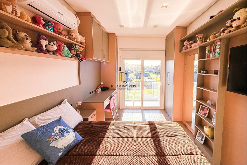 Casa de Condomínio 3 dormitórios no bairro Sanga Funda