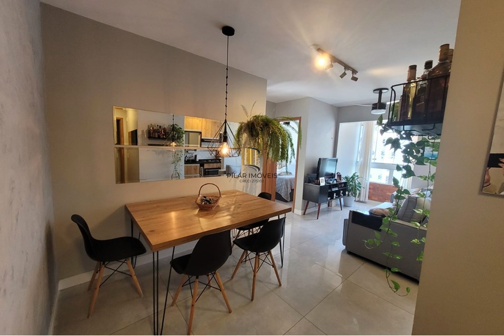 Apartamento 2 dormitórios no bairro Morro Santana