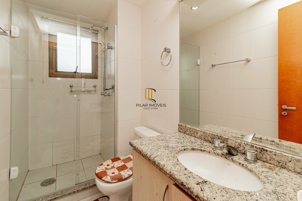 Apartamento 3 dormitórios no bairro Menino Deus