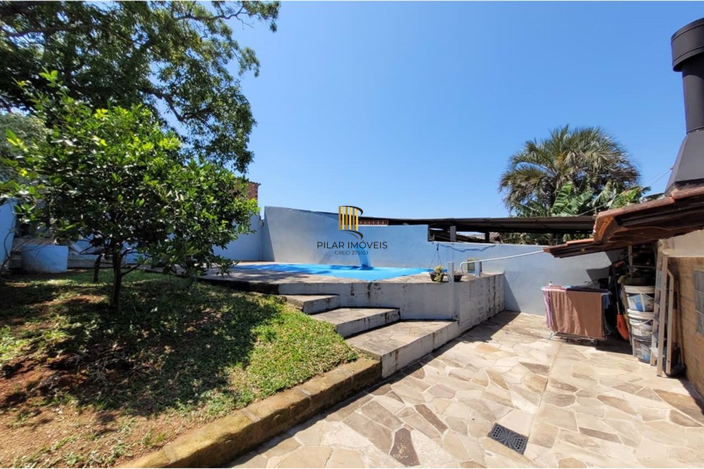 Casa 3 dormitórios no bairro Santa Isabel