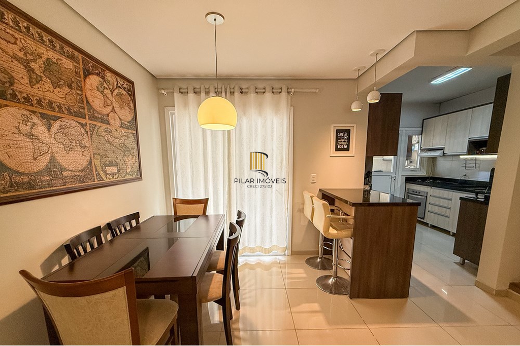 Casa 3 dormitórios no bairro Igara