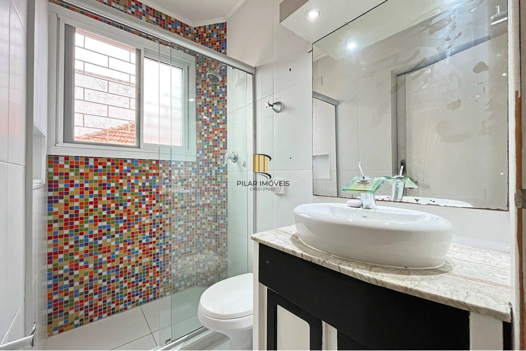 Apartamento 3 dormitórios no bairro Menino Deus