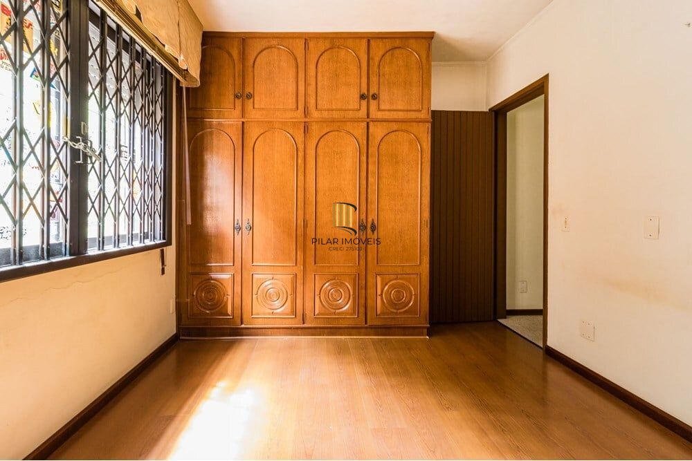 Casa 4 dormitórios no bairro Jardim Lindóia