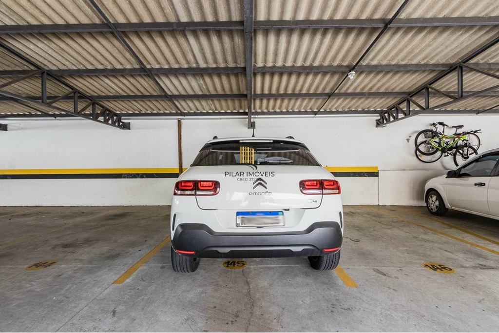 Apartamento 2 dormitórios no bairro Azenha