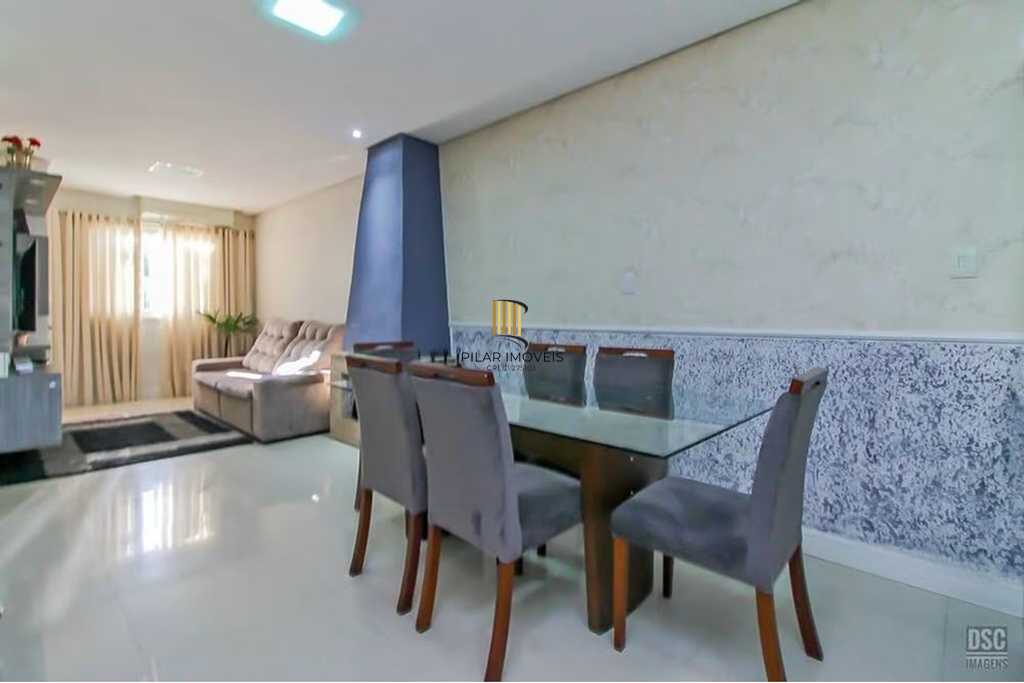 Casa 3 dormitórios no bairro Hípica