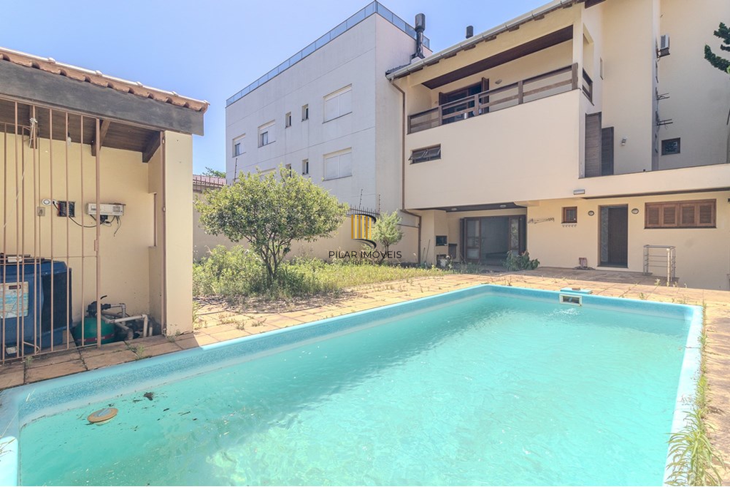 Casa 3 dormitórios no bairro Chácara das Pedras