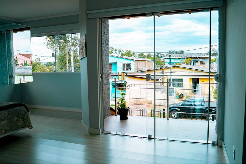 Casa 4 dormitórios no bairro Cecília