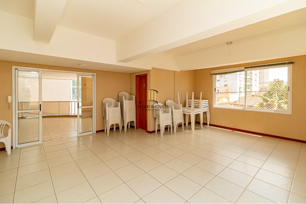 Apartamento 2 dormitórios no bairro Três Figueiras