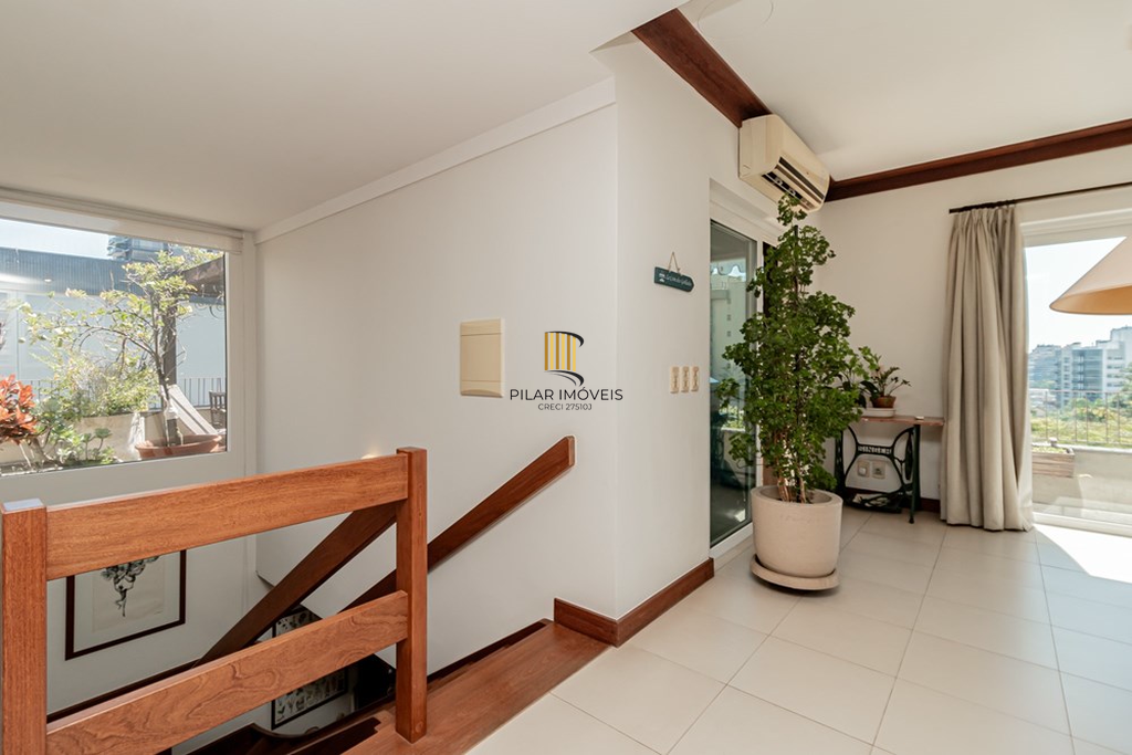 Cobertura 4 dormitórios no bairro Bela Vista