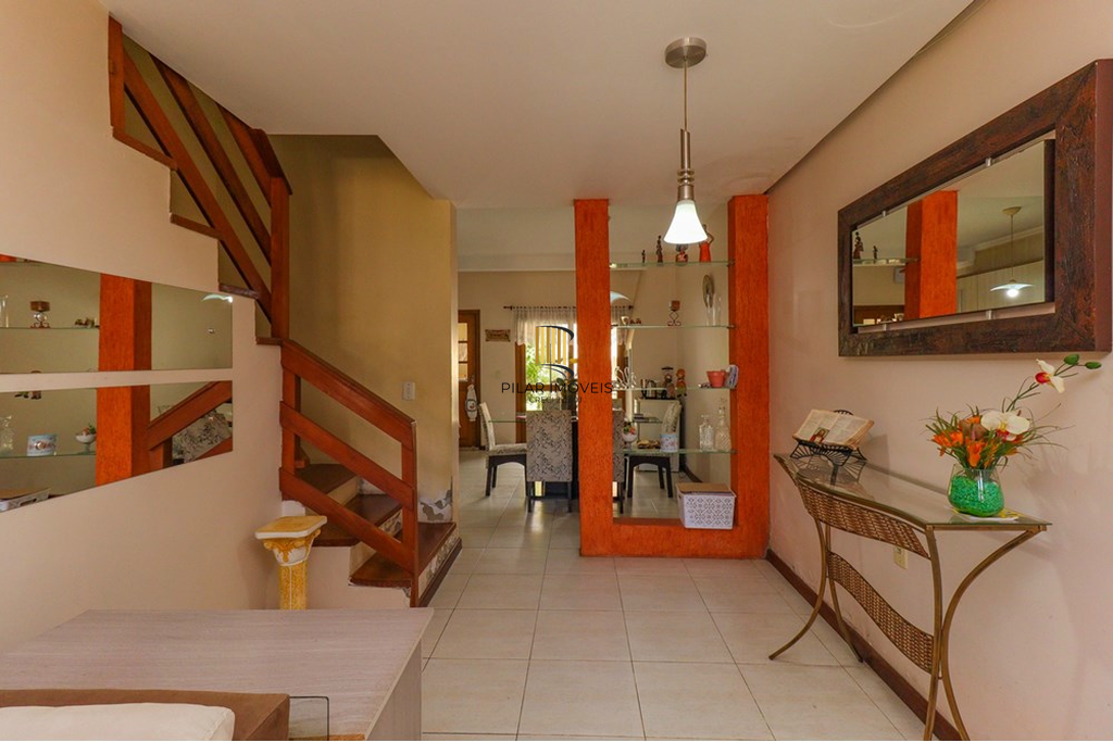 Casa 2 dormitórios no bairro Vila Nova