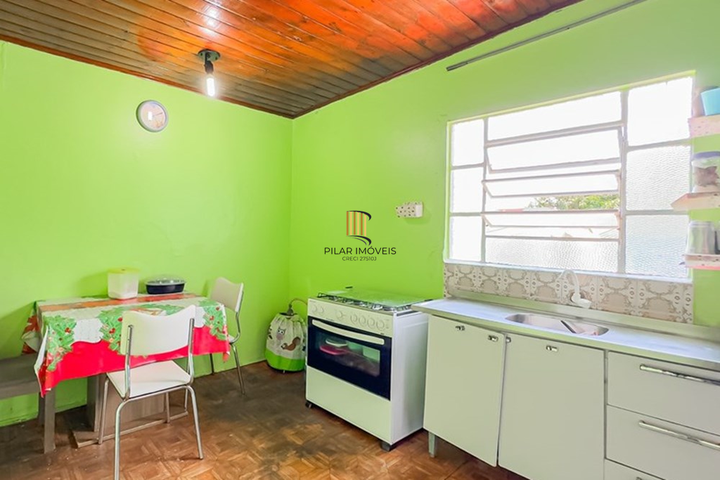 Casa 5 dormitórios no bairro Vila Jardim