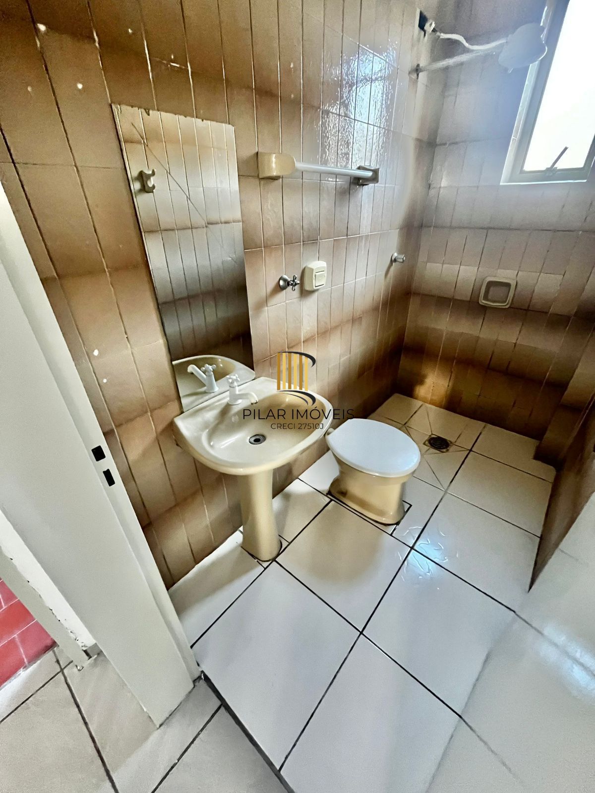 Apto 01 dormitório, no bairro Vila Jardim, com 39 m², vista definitiva, sol