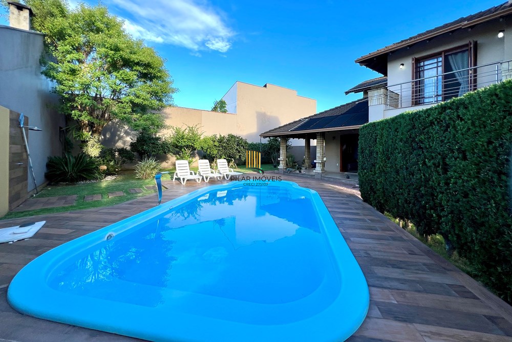 Casa 4 dormitórios no bairro Moinhos de Vento