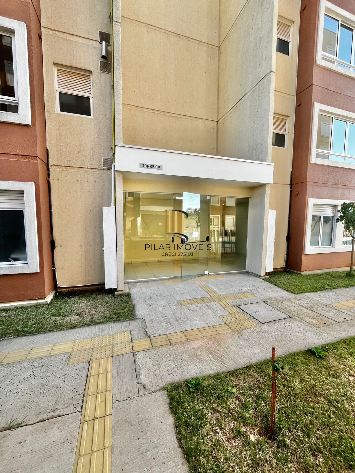 Apto 02 dorm com vaga, térreo, Pq Santa Fé, 50 m², aceita financiamento e FGTS