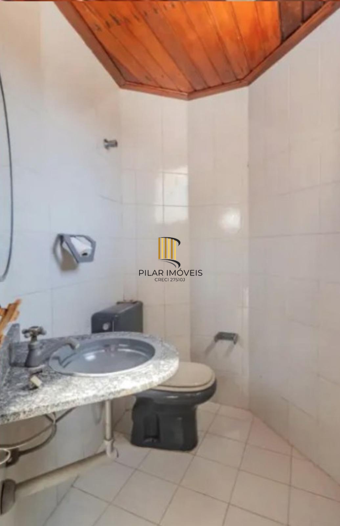 Casa 3 dormitórios no bairro Sarandi