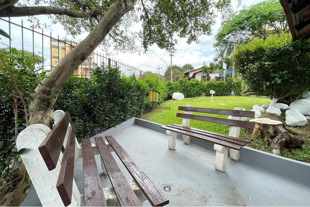 Apartamento 2 dormitórios no bairro Vila Ipiranga