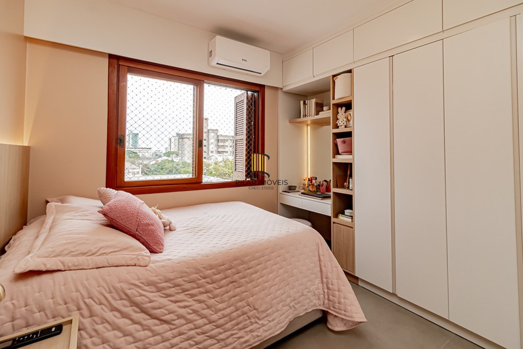 Apartamento 3 dormitórios no bairro Menino Deus