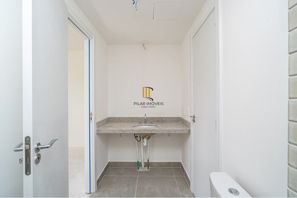Apartamento 3 dormitórios no bairro Menino Deus