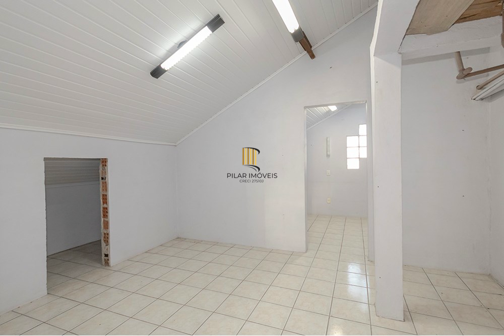 Casa 4 dormitórios no bairro Jardim Planalto