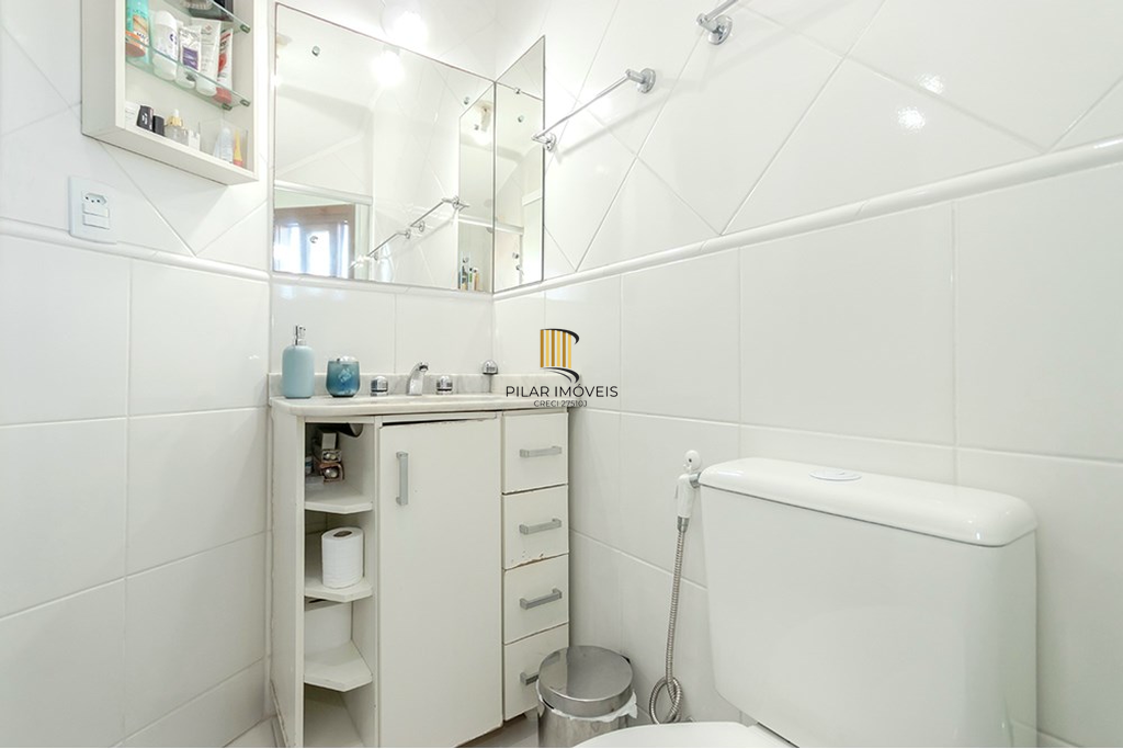 Casa de Condomínio 3 dormitórios no bairro Ipanema