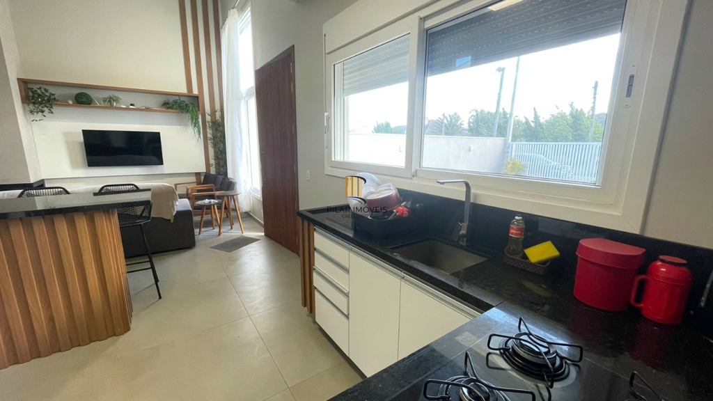 Casa 3 dormitórios no bairro Noiva do Mar