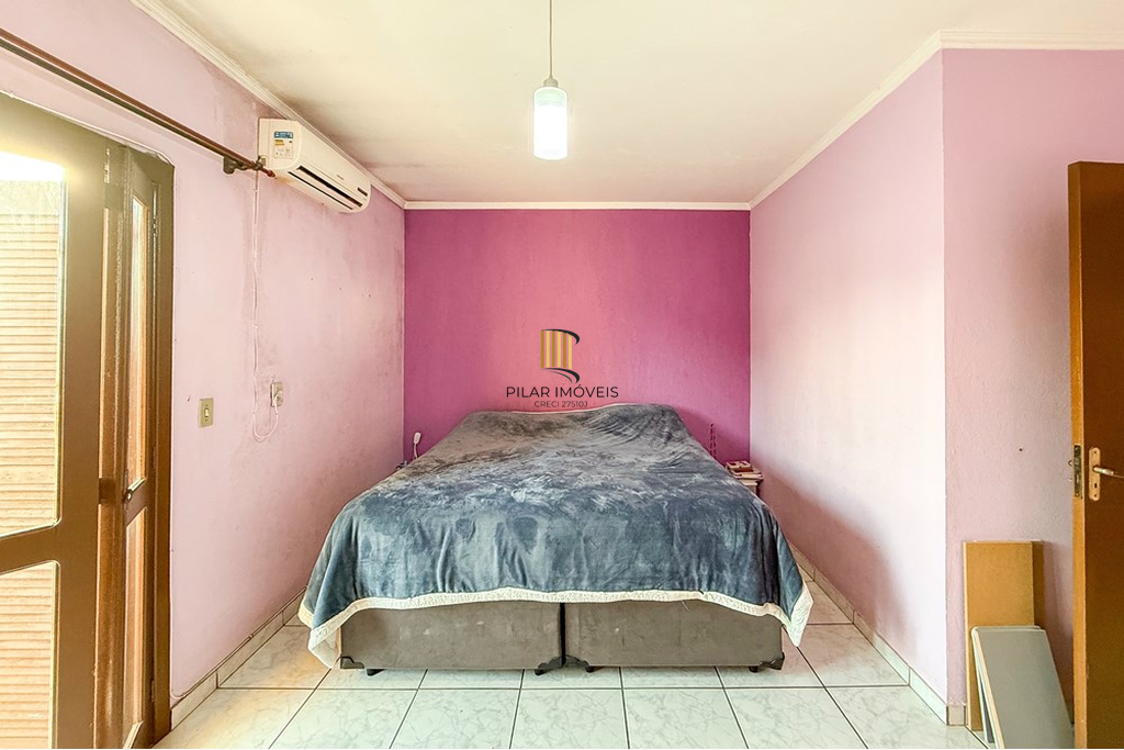 Casa 3 dormitórios no bairro Niterói