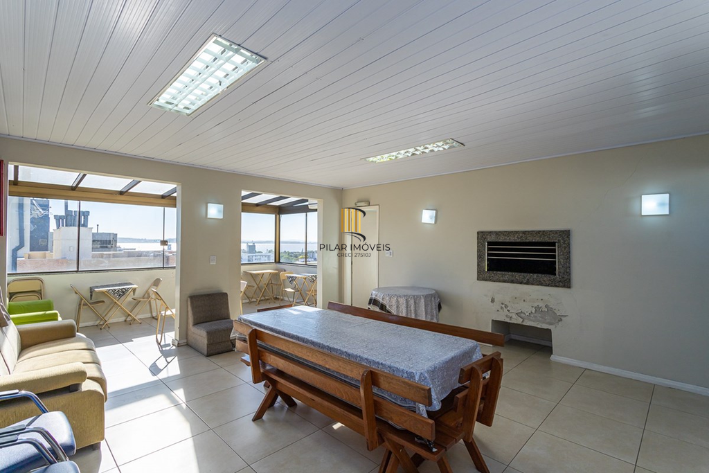 Apartamento 2 dormitórios no bairro Tristeza