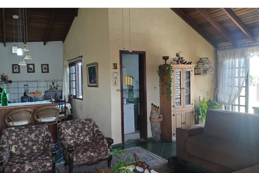 Casa 4 dormitórios no bairro Cristal