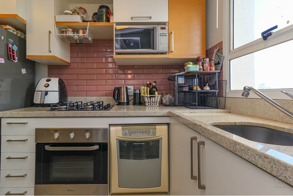 Apartamento 2 dormitórios no bairro Bela Vista