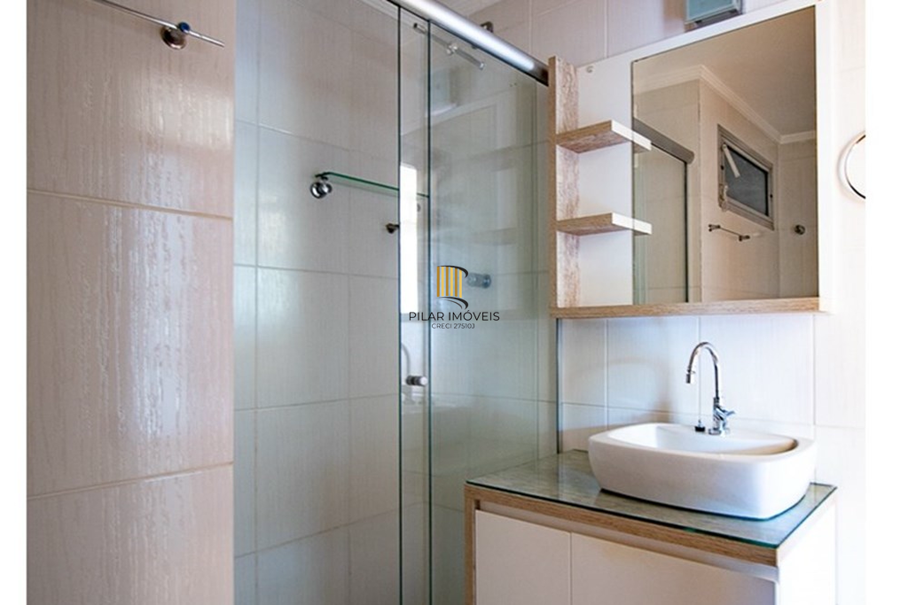 Apartamento 2 dormitórios no bairro Vila Ipiranga