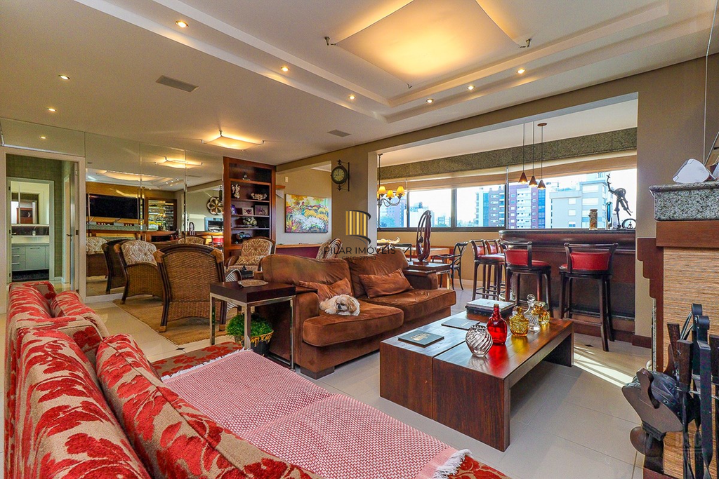 Apartamento 3 dormitórios no bairro Petrópolis